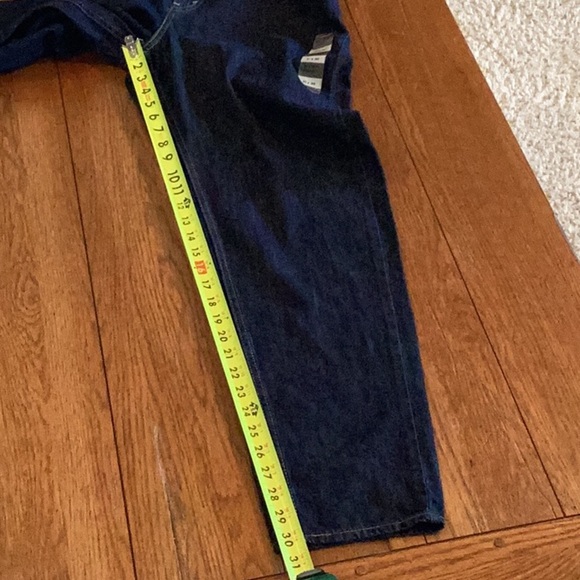 Levi’s 80s mom jeans, dark wash denim, ❗️NEW❗️ women’s size 31 - Picture 12 of 16